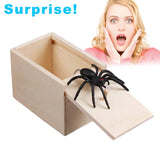 Überraschungsbox mit Spinne